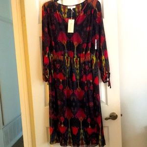 Two by Vince Camuto women’s plus sized midi dress